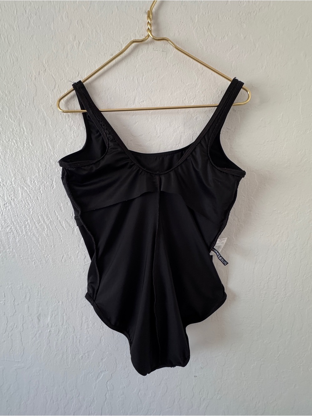 Miraclesuit DD-Cup Sideswipe One Piece Black Ruched One-Piece Swimsuit Size 14 - Picture 8 of 13